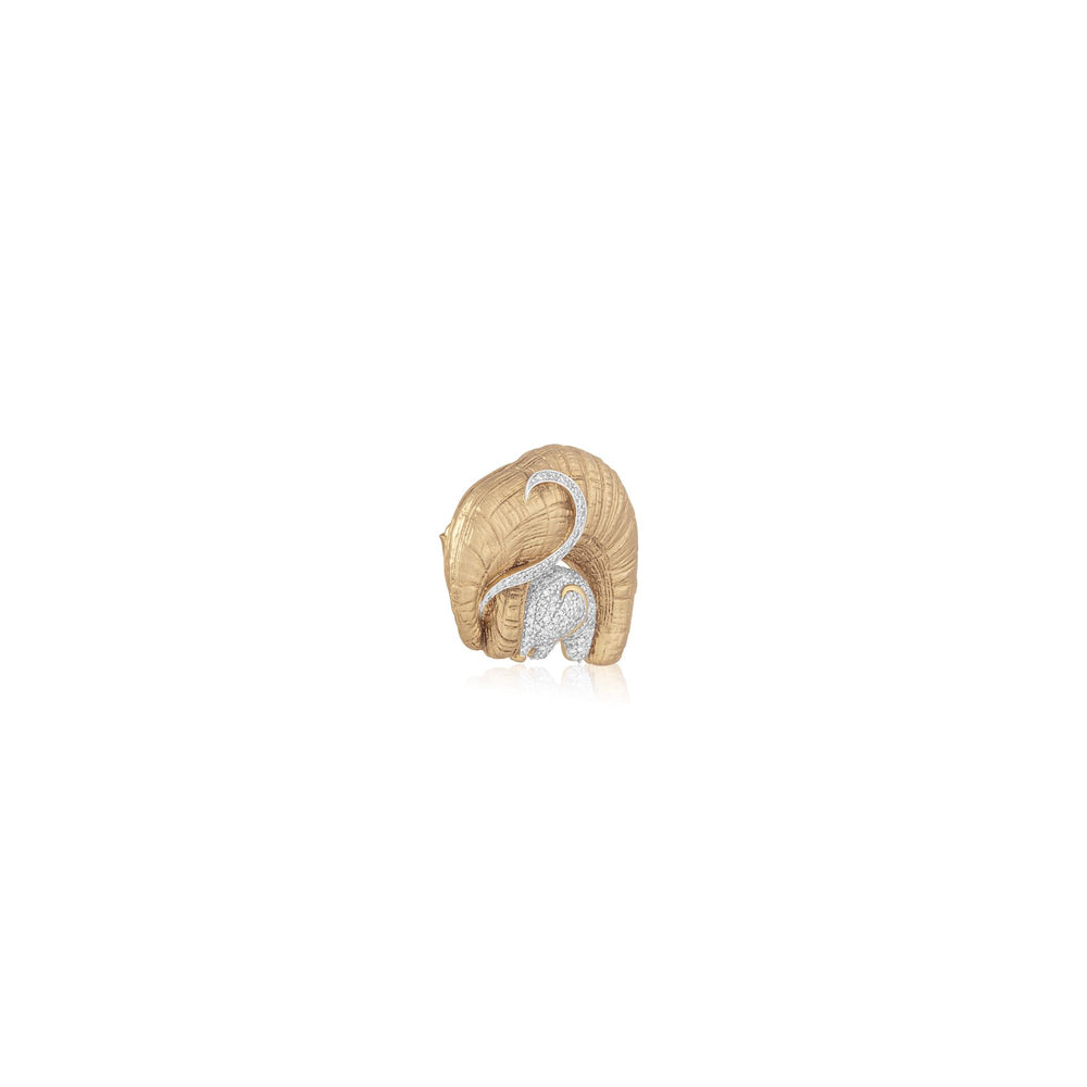
                      
                        The Regal Trunk Brooch
                      
                    